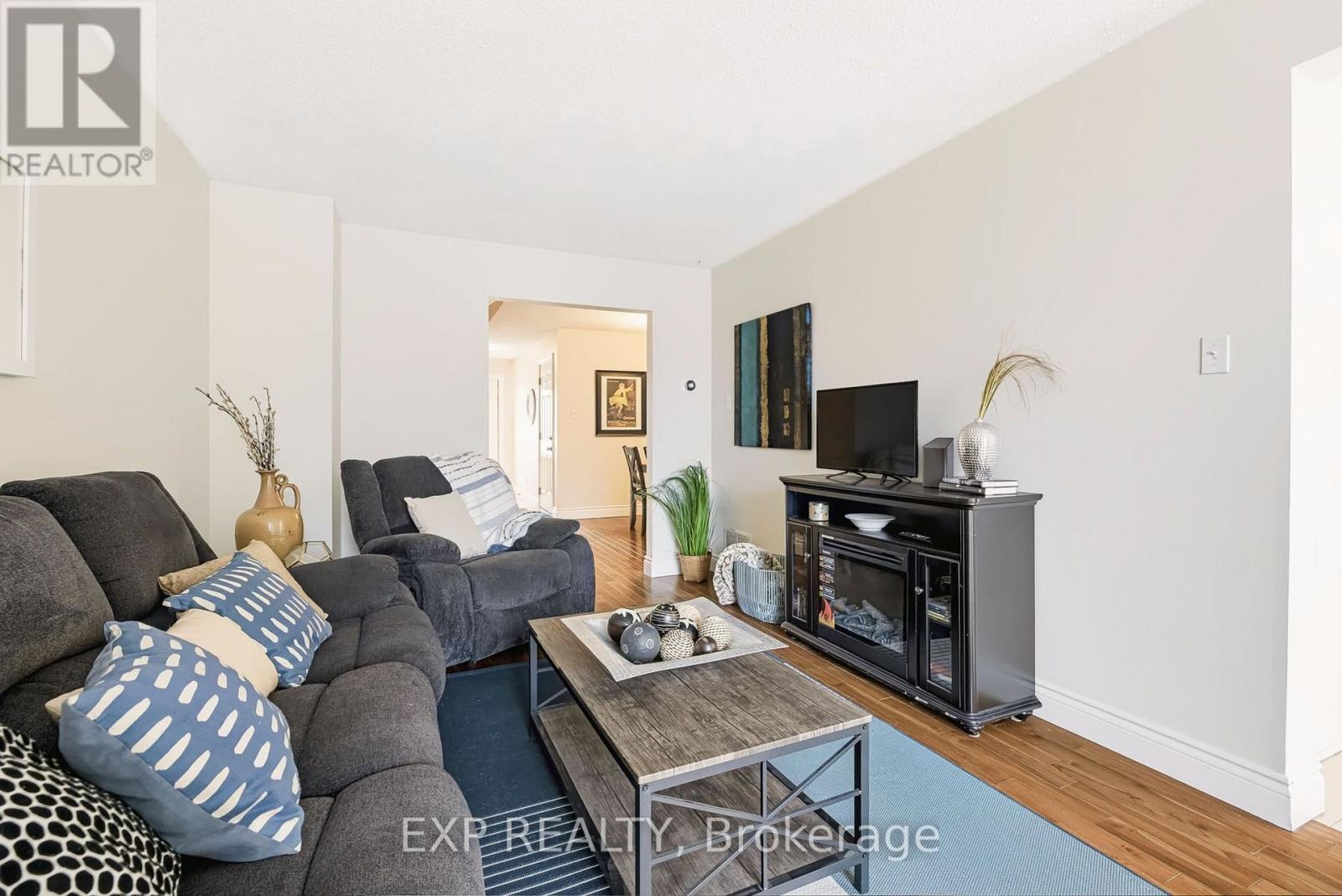110 CEDAROCK DRIVE - 12