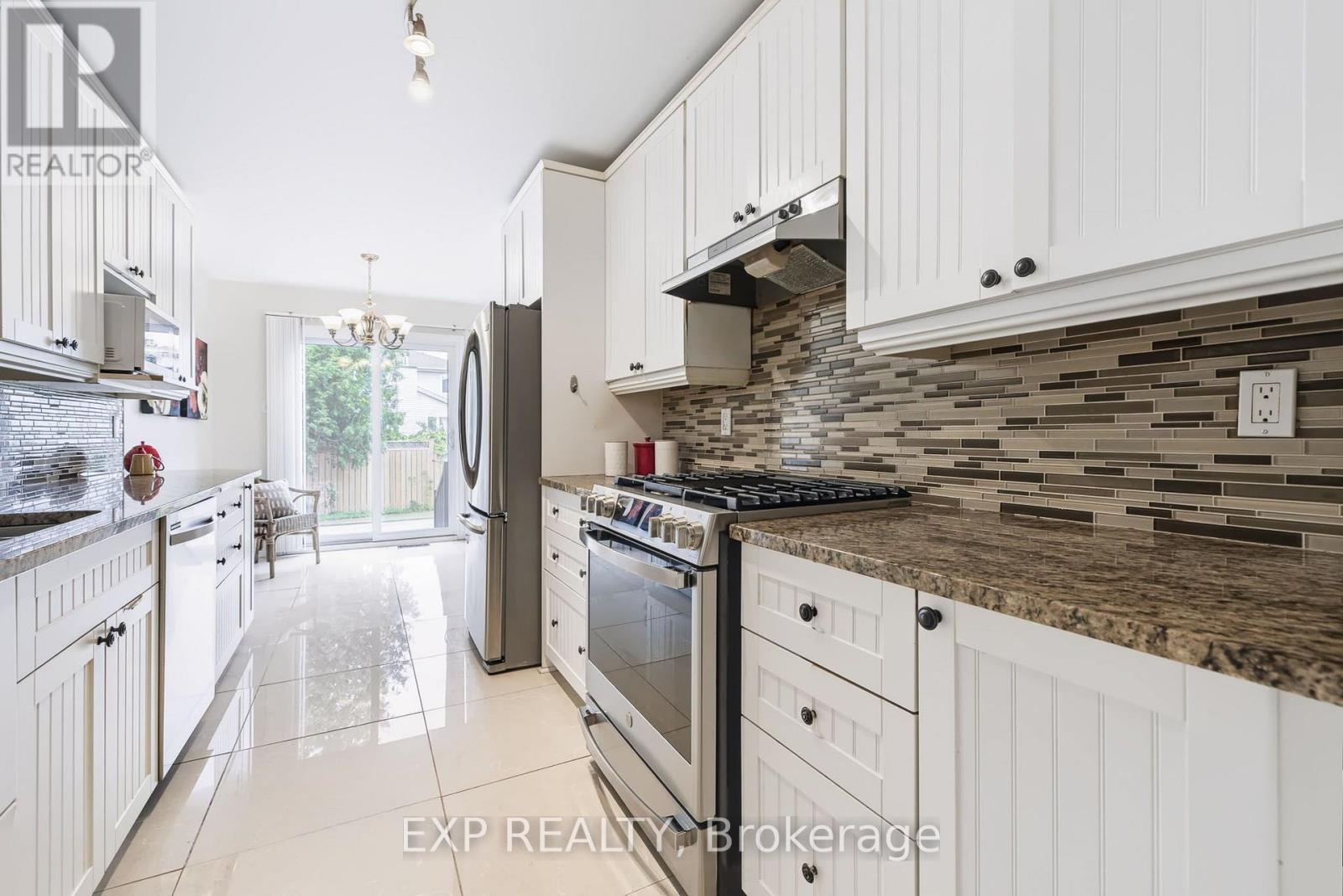 3 Bed, 3 Bath House for Sale in Ottawa – 110 CEDAROCK DRIVE, Ottawa – MLS# X13677008 - Image 17