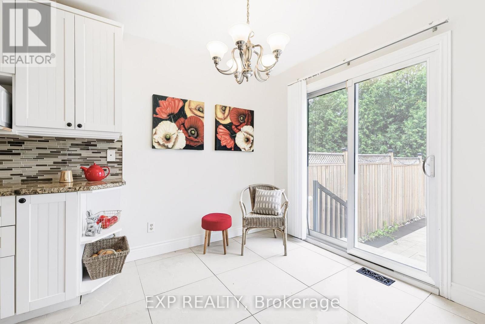 3 Bed, 3 Bath House for Sale in Ottawa – 110 CEDAROCK DRIVE, Ottawa – MLS# X13677008 - Image 19