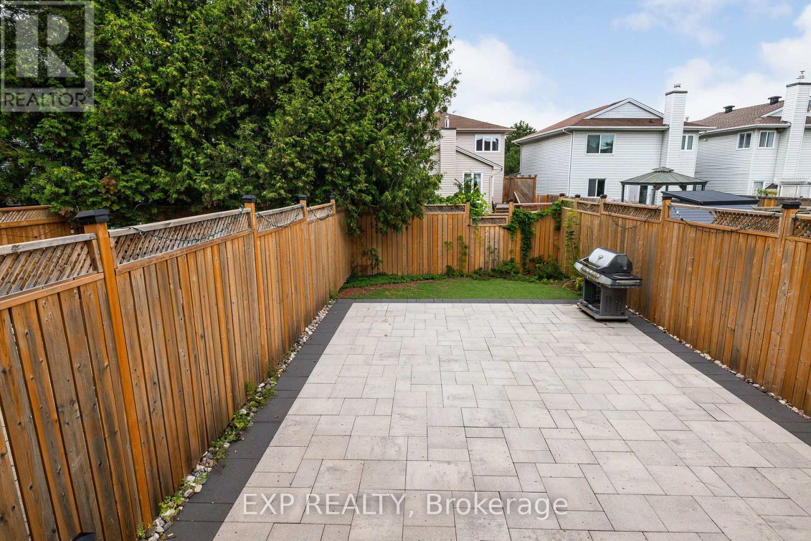 3 Bed, 3 Bath House for Sale in Ottawa – 110 CEDAROCK DRIVE, Ottawa – MLS# X13677008 - Image 40