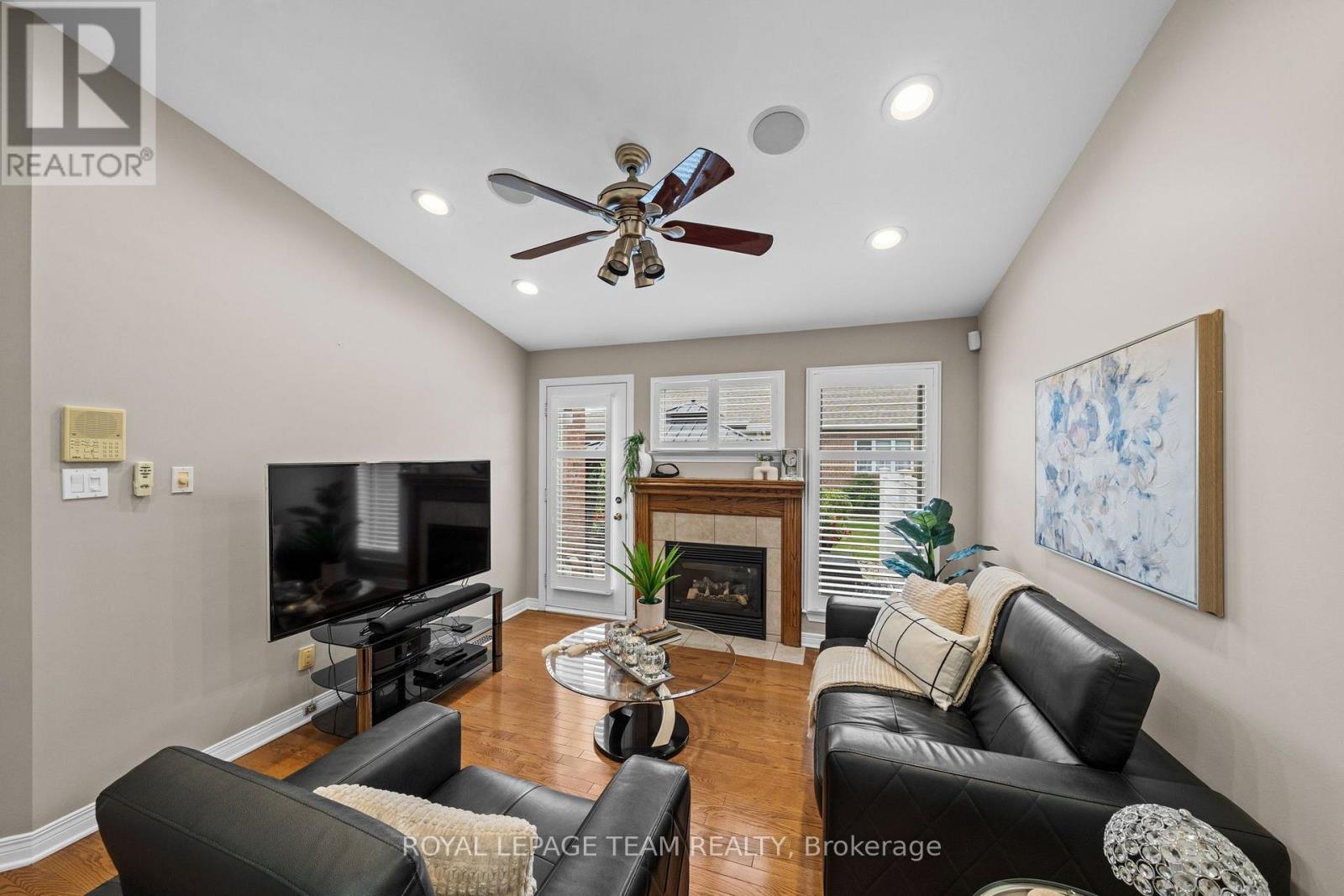4 Bed, 3 Bath House for Sale in Ottawa – 791 HOT SPRINGS WAY, Ottawa – MLS# X13677056 - Image 17
