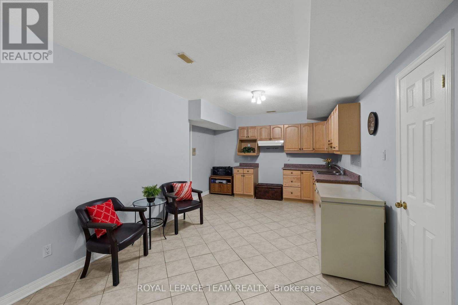4 Bed, 3 Bath House for Sale in Ottawa – 791 HOT SPRINGS WAY, Ottawa – MLS# X13677056 - Image 37