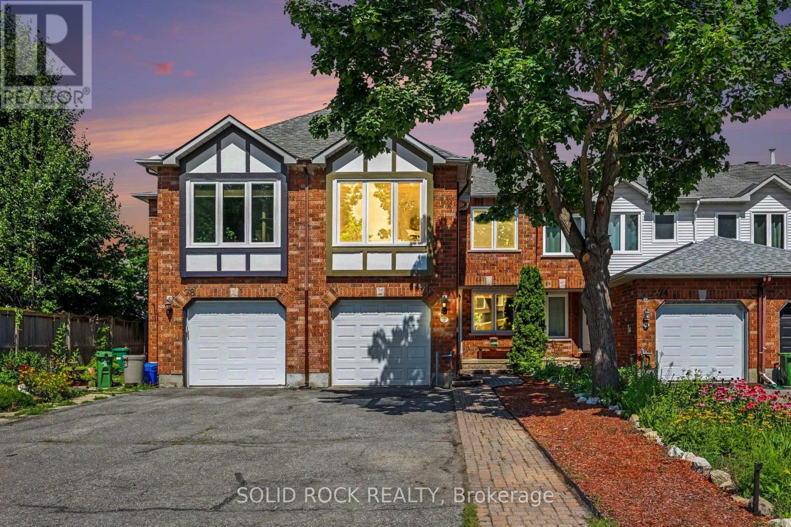 76 GRENADIER WAY - 2