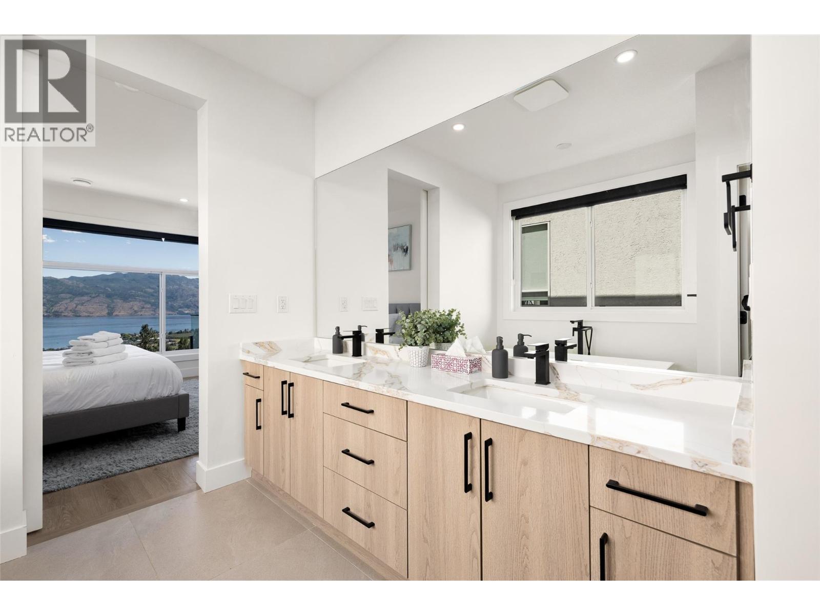 1425 Menu Road - Image 41