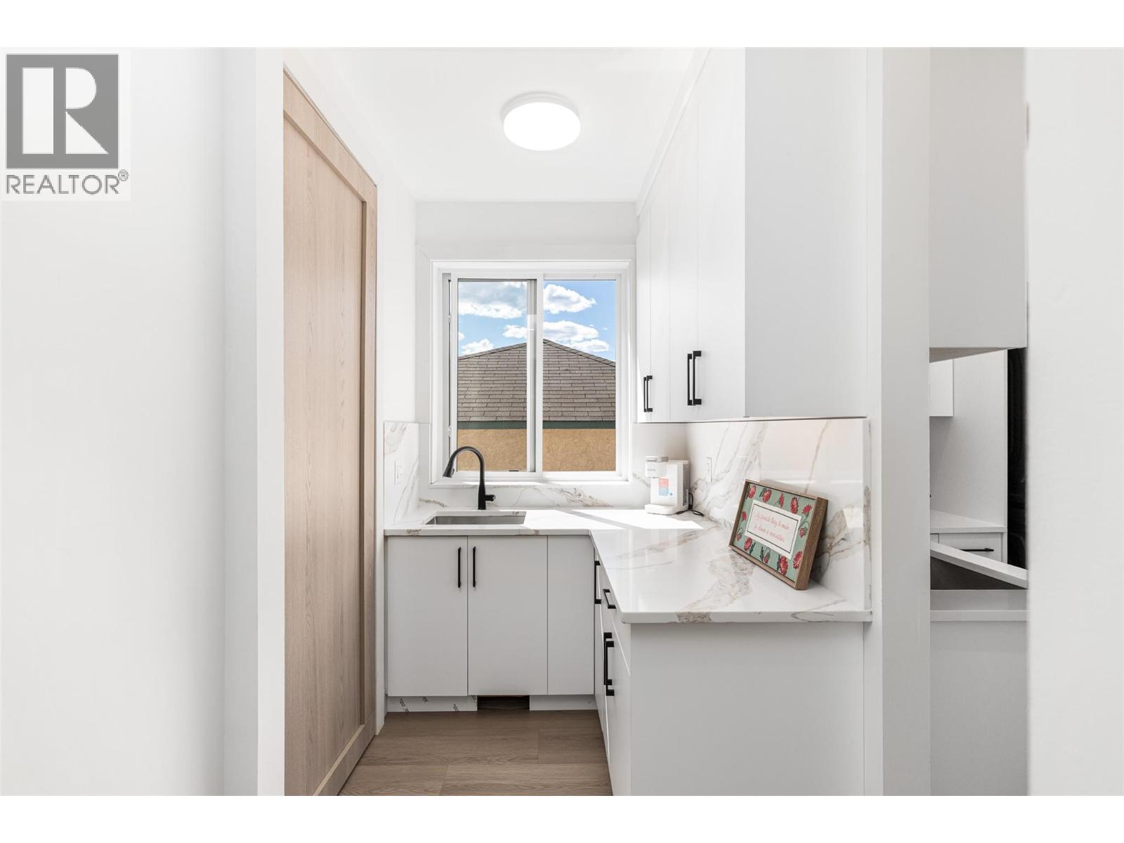 1425 Menu Road - Image 13