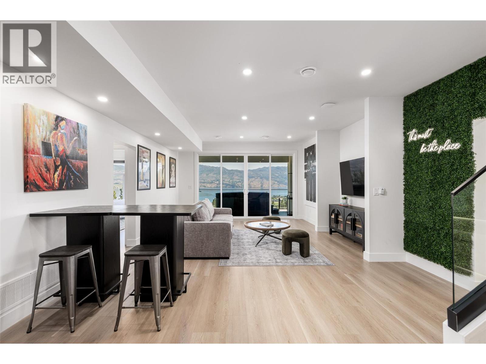 1425 Menu Road - 34