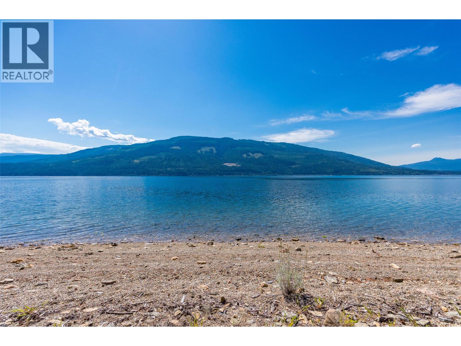 4990 Sunnybrae-Canoe Point Road Unit# 1, Tappen