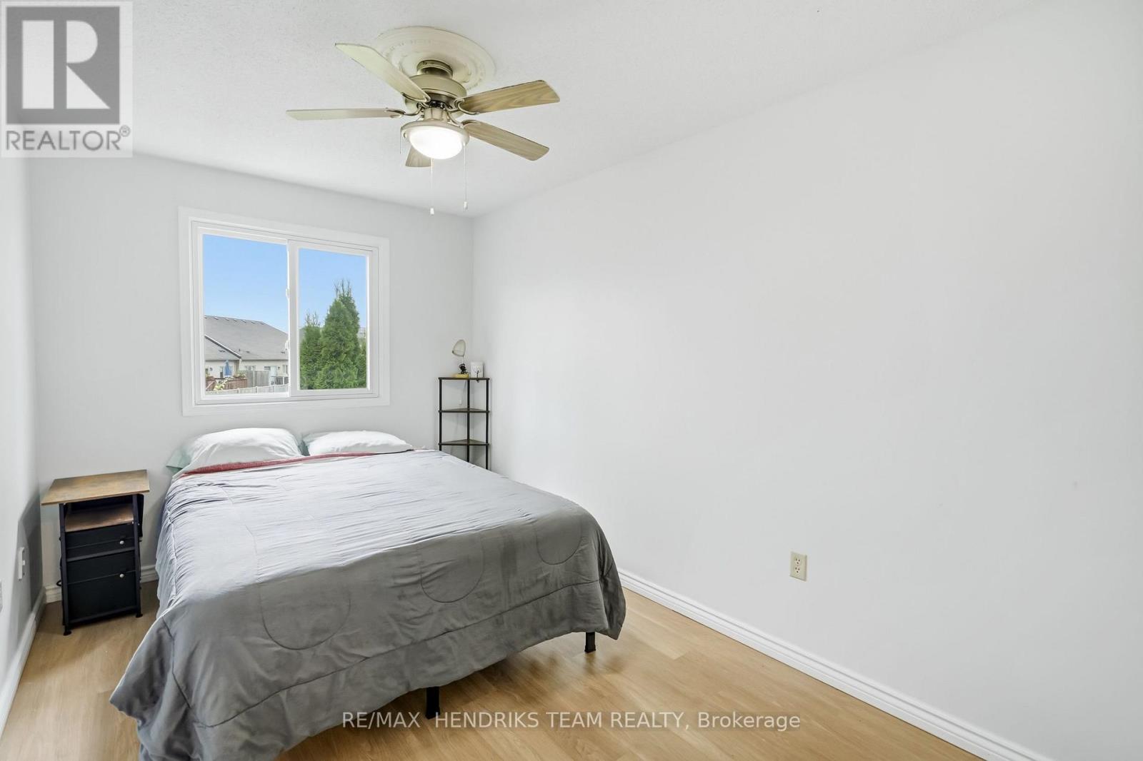 #44 65 DORCHESTER BOULEVARD - 18