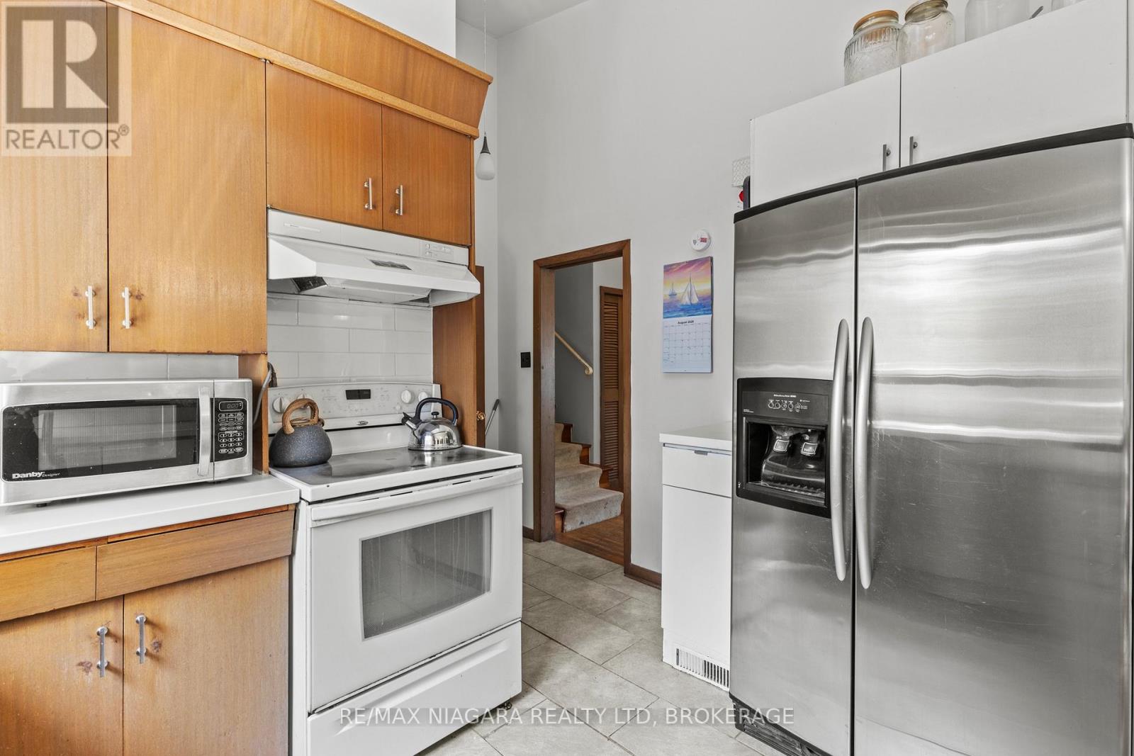 8 CULLEN DRIVE - 13
