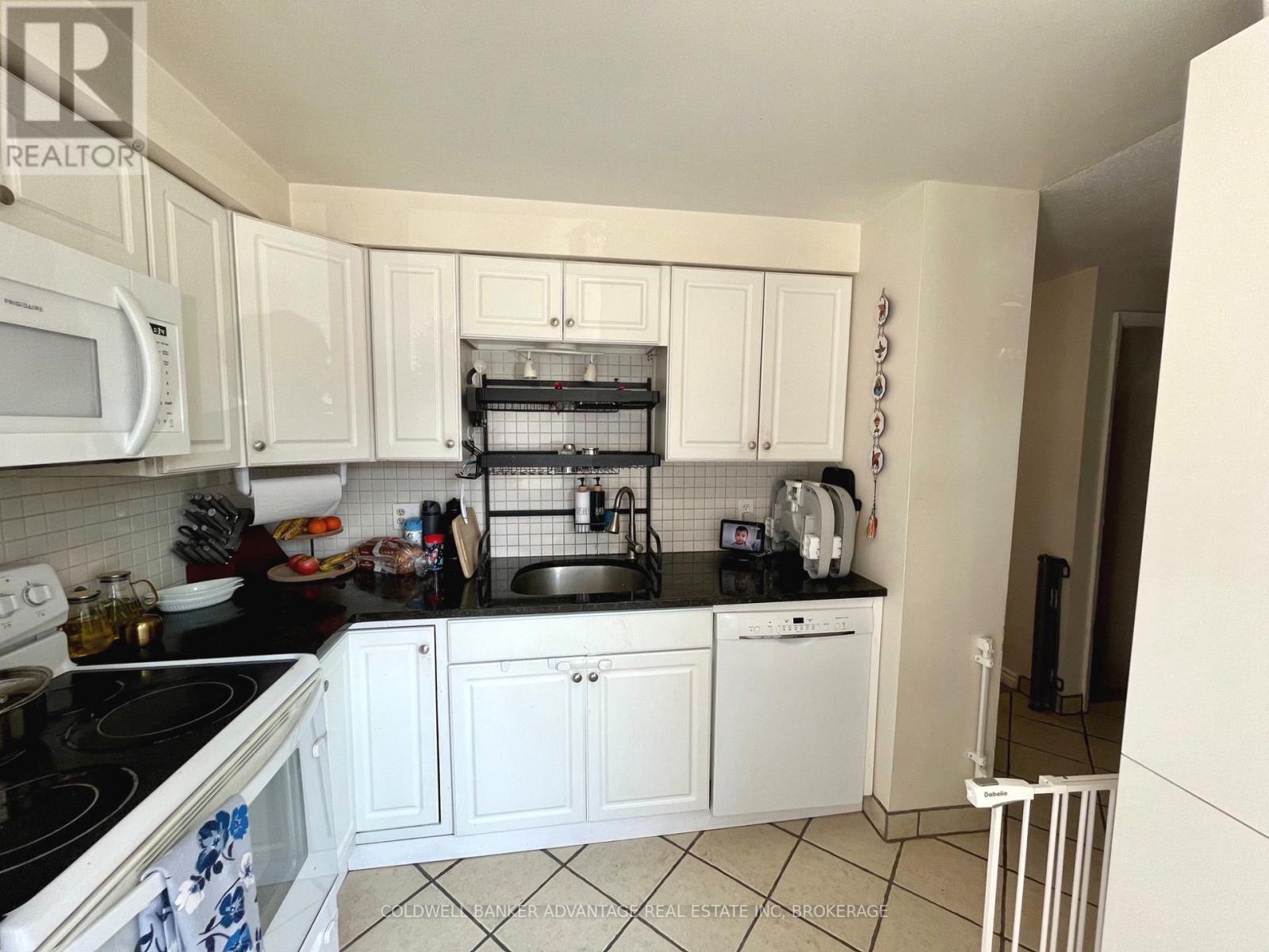 #52 6767 THOROLD STONE Road, Niagara Falls (Stamford), Ontario, L2J3W9, Niagara Falls (Stamford), Ontario — photo 4 of 5
