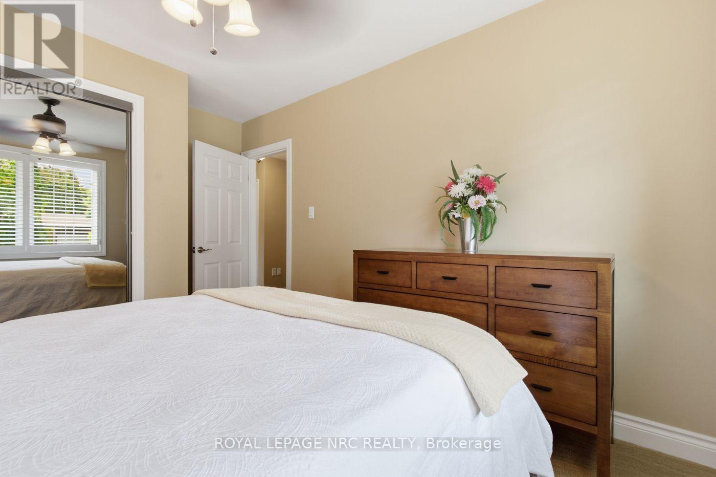 7 KING'S GRANT COURT W - 15