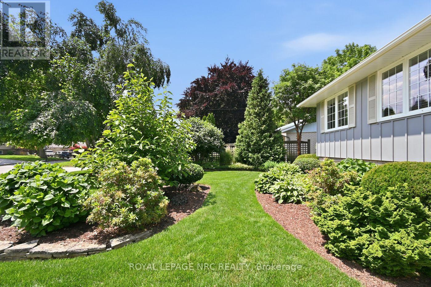 7 KING'S GRANT COURT W - 41
