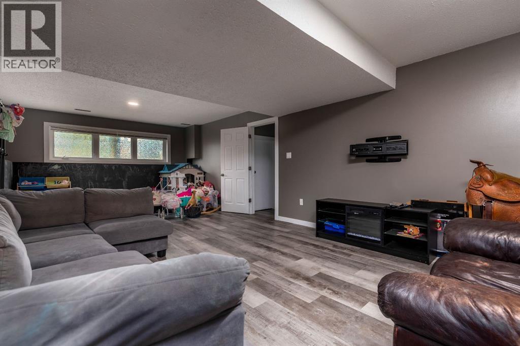 5411 28 Street - Image 21