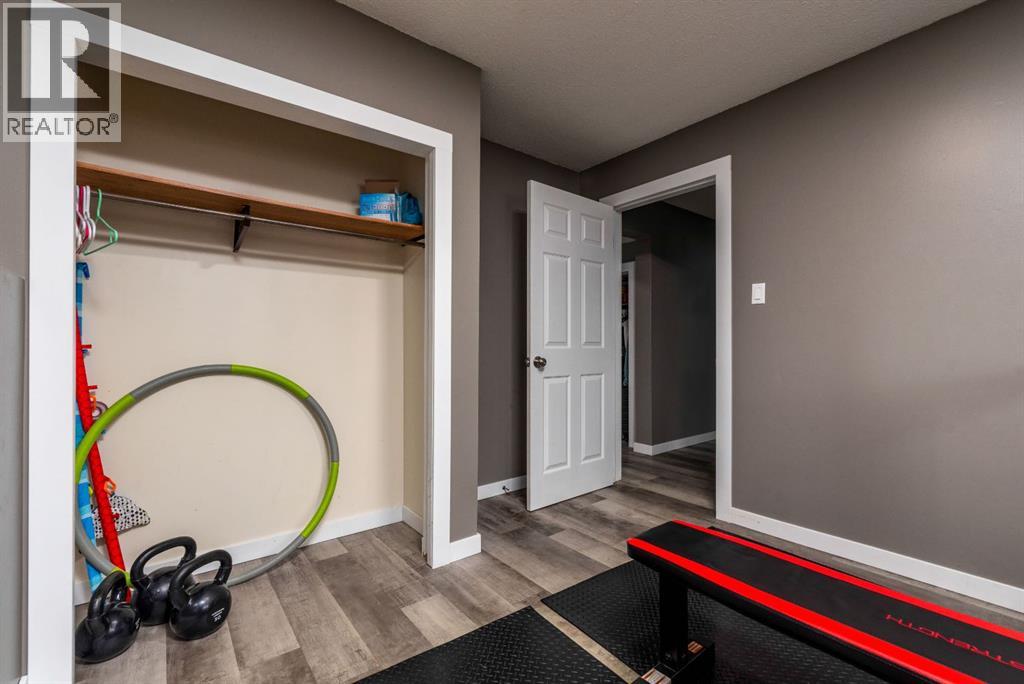 5411 28 Street - Image 24