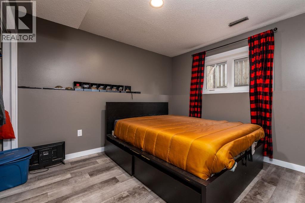 5411 28 Street - Image 25