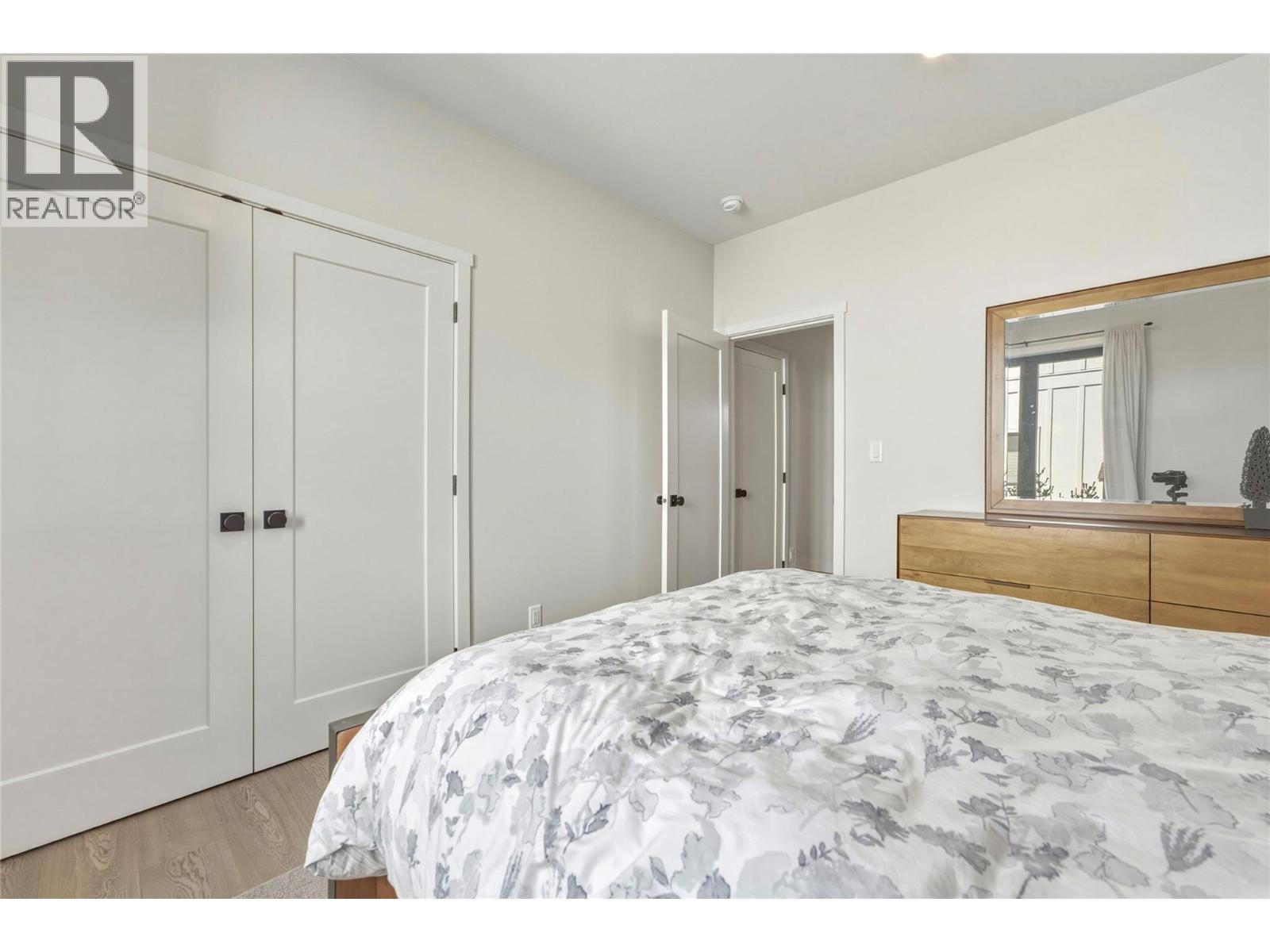 #8 3820 20 Street NE - Image 31