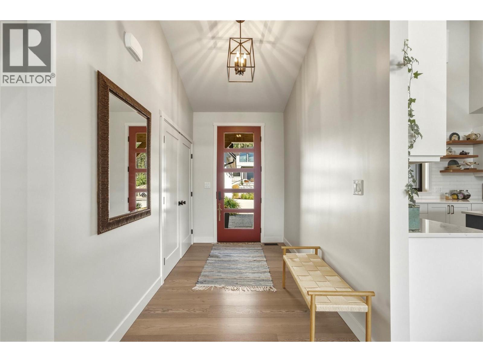#8 3820 20 Street NE - 7
