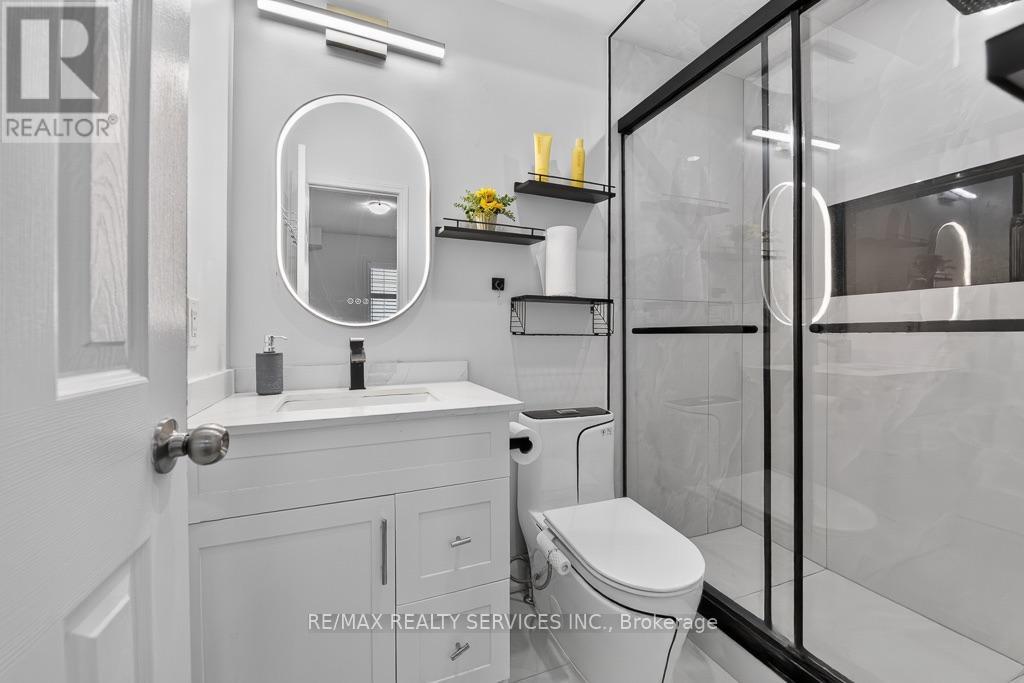#15 180 HOWDEN BOULEVARD - Image 32
