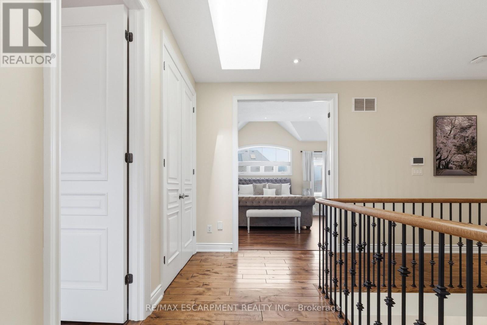 950 FREDONIA DRIVE - Image 38