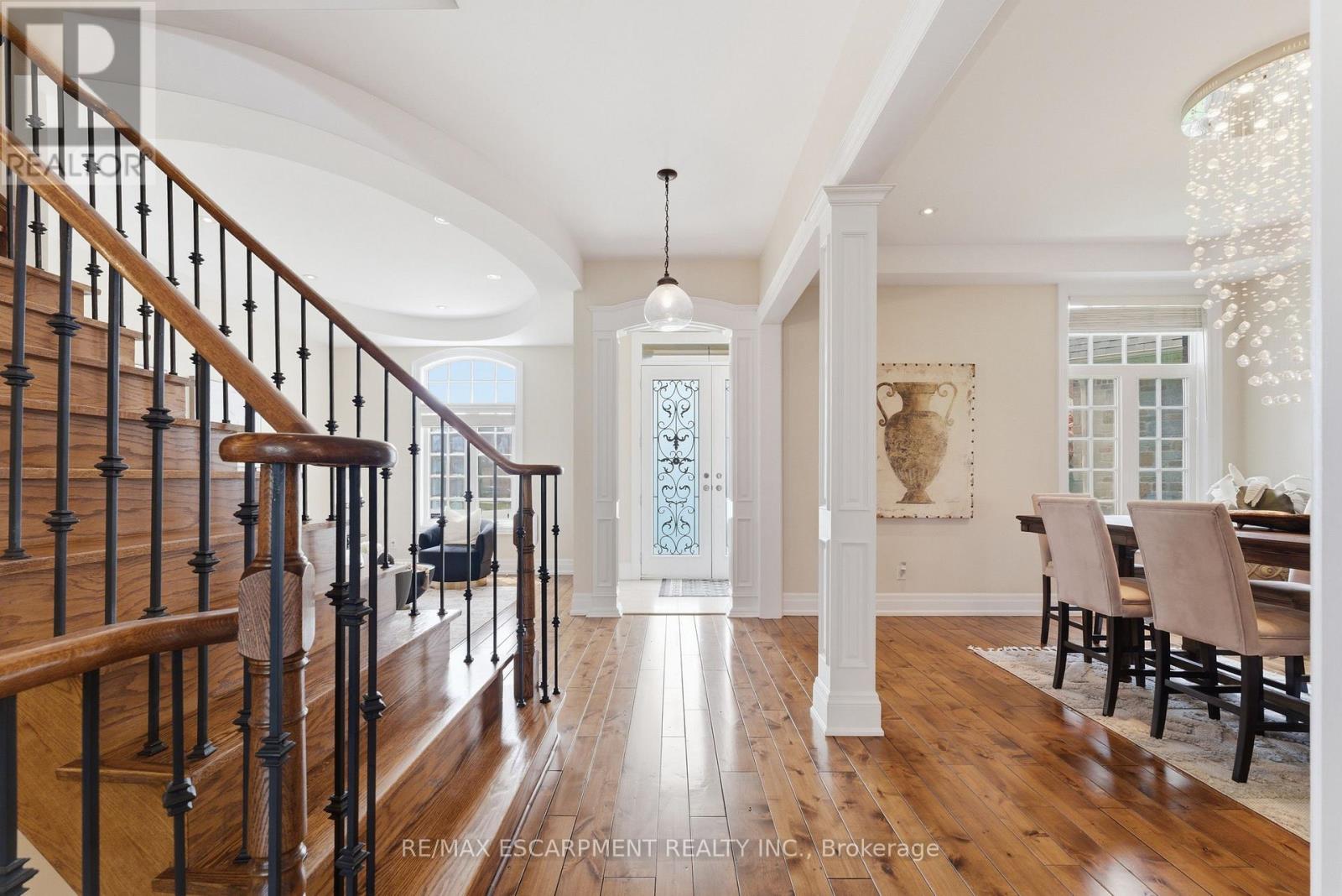 950 FREDONIA DRIVE - 7