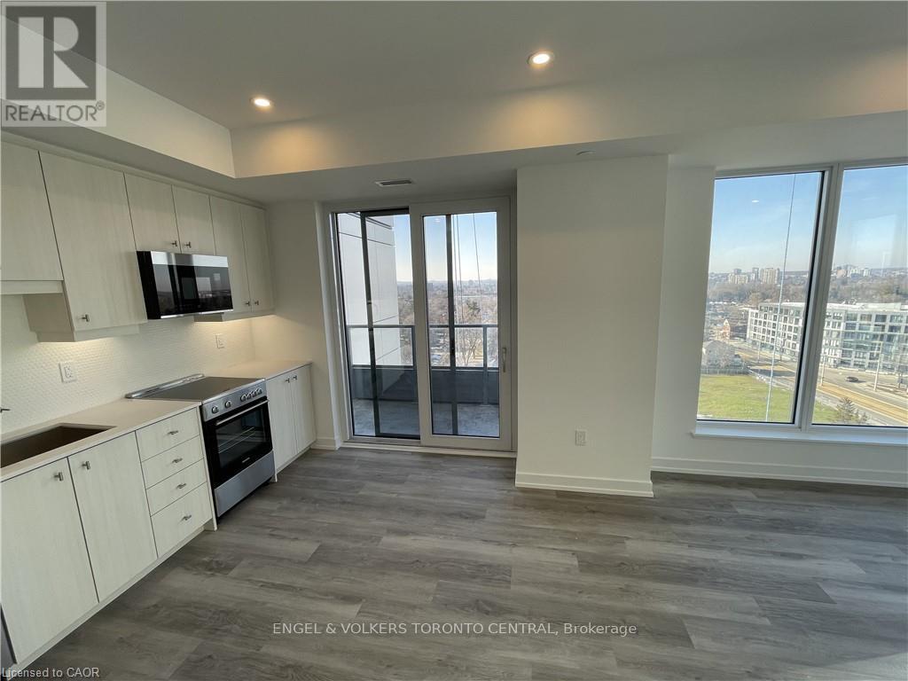 1212 - 15 WELLINGTON STREET S — photo 3