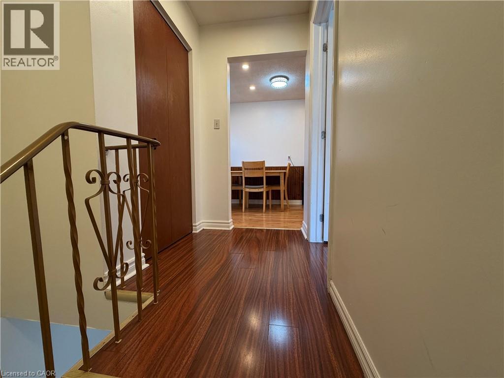 237 VERONICA Drive — photo 3