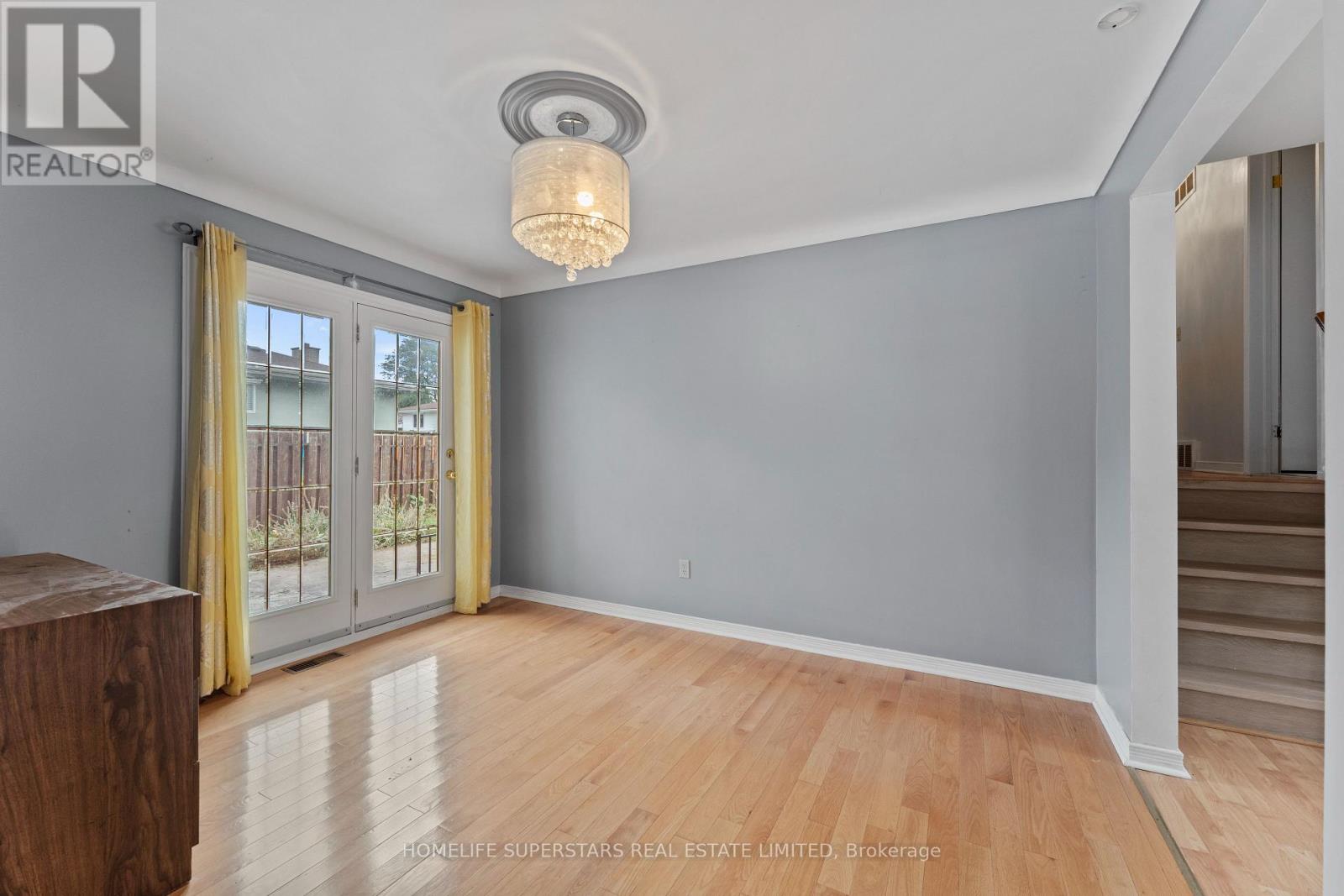 9925 HOLLY CRESCENT - Image 47