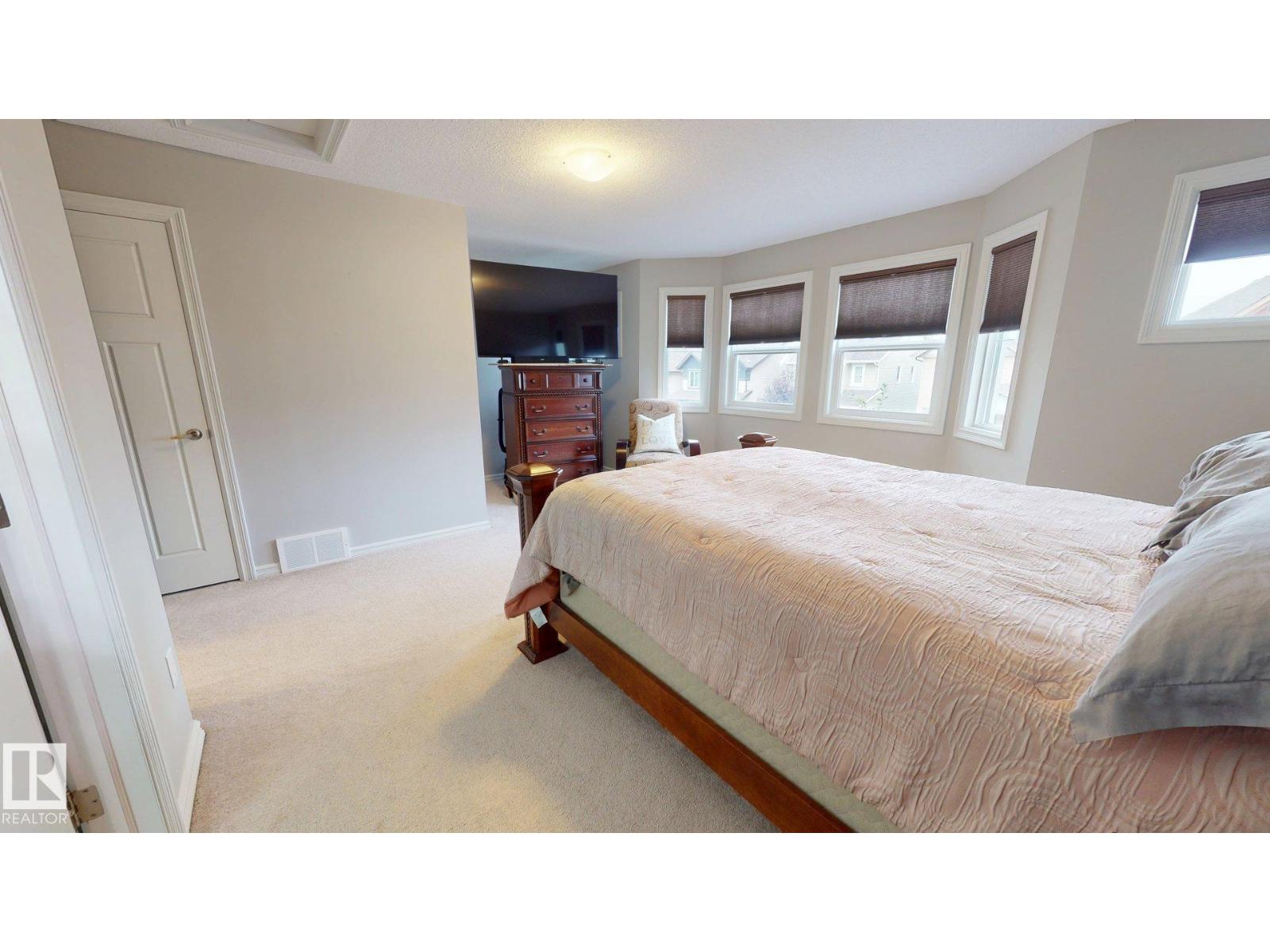 821 36A Avenue NW - Photo 8