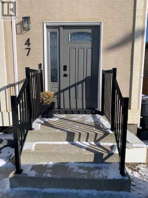 47 Blackfoot Road West