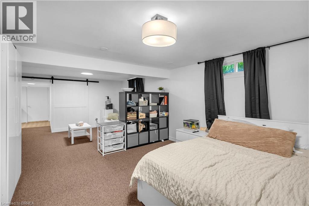 26 PENNY Lane - Image 30