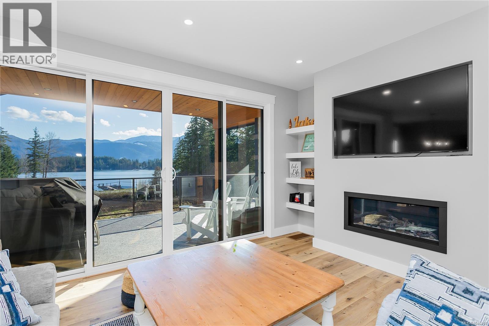 10408 Marina Vista Dr, Port Alberni