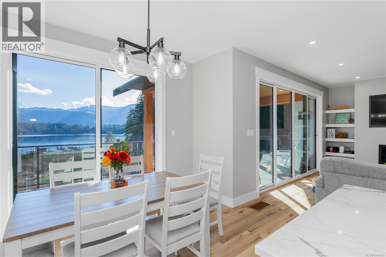 10408 Marina Vista Dr, Port Alberni
