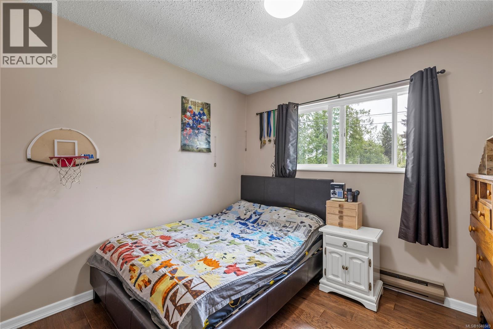 16 Jenkins Pl - Image 4