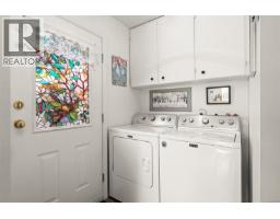 2598 Willard Ave, Cumberland, BC V0R1S0 Photo 20