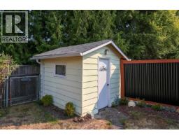 2598 Willard Ave, Cumberland, BC V0R1S0 Photo 23