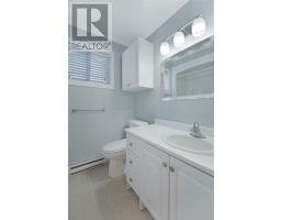 19 Holbrook Avenue thumbnail 11