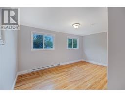 19 Holbrook Avenue thumbnail 13