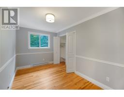 19 Holbrook Avenue thumbnail 14
