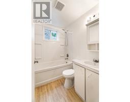 19 Holbrook Avenue thumbnail 23
