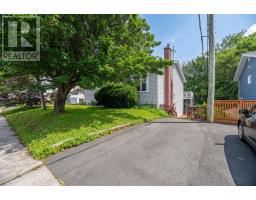19 Holbrook Avenue thumbnail 3