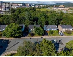 19 Holbrook Avenue thumbnail 31