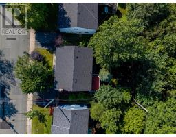 19 Holbrook Avenue thumbnail 33