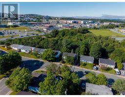 19 Holbrook Avenue thumbnail 37