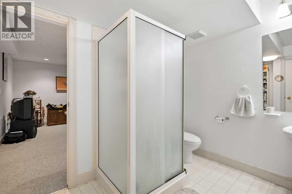 1072 Evergreen - Photo 46