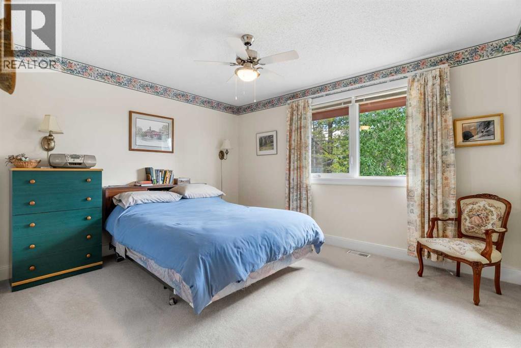 1072 Evergreen - Photo 40