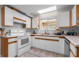 130 14154 103 Avenue, Surrey, BC V3T4Z6 Photo 10