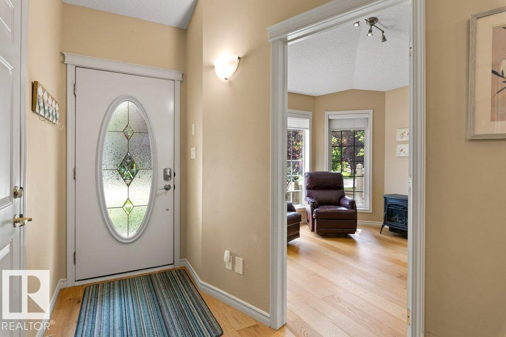 72 EASTCOTT Drive - Photo 6
