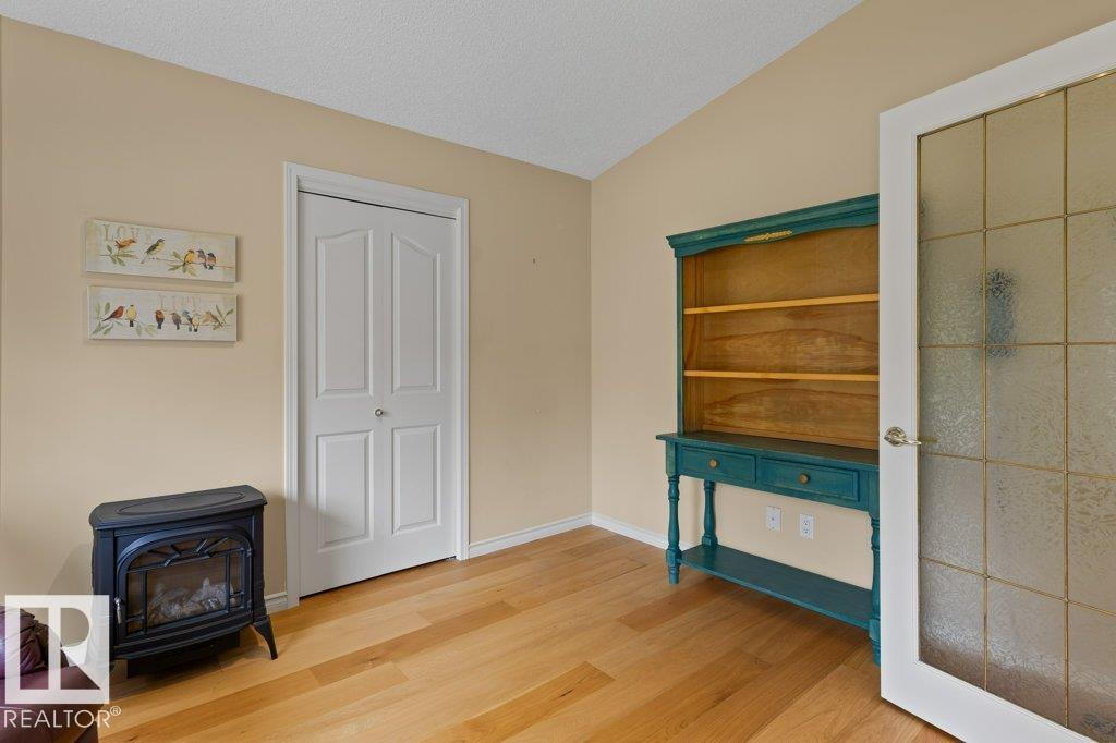 72 EASTCOTT Drive - Photo 8