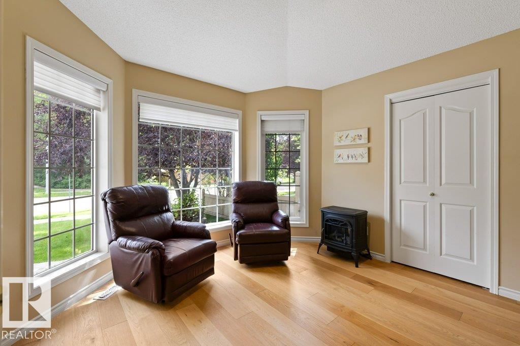 72 EASTCOTT Drive - Photo 7