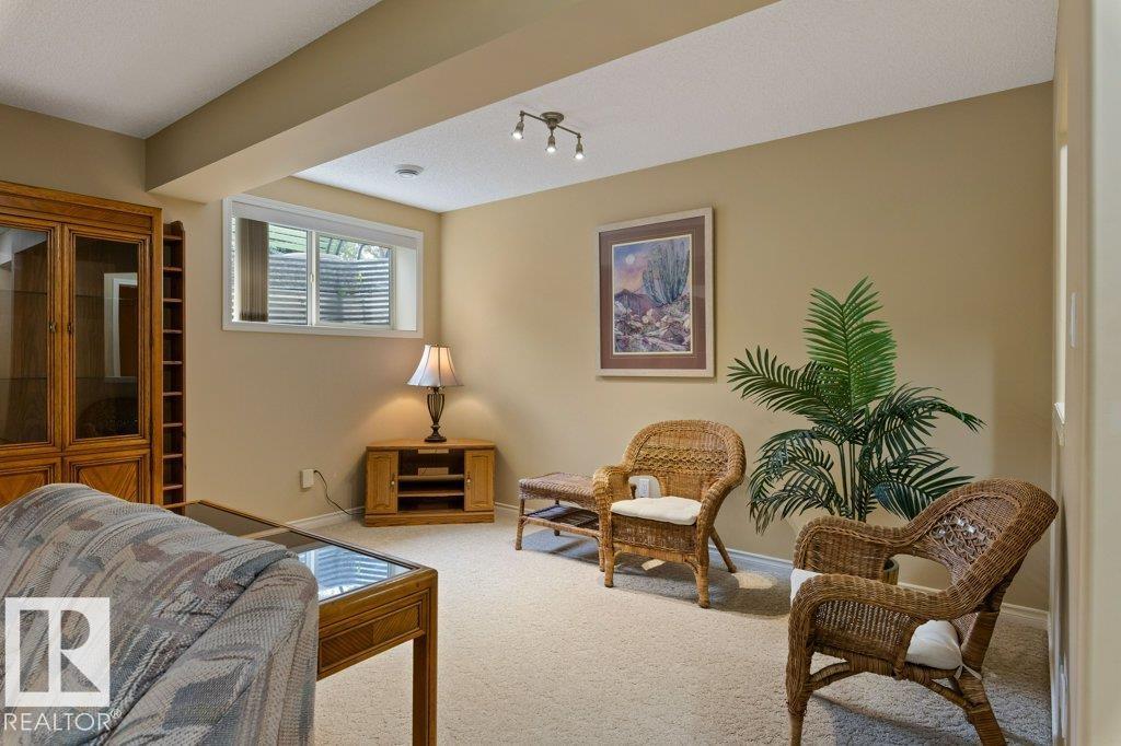 72 EASTCOTT Drive - Photo 31